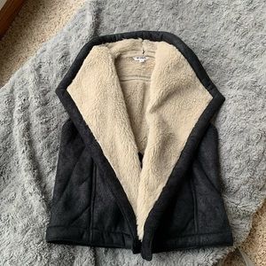 BB Dakota Sherpa Vest